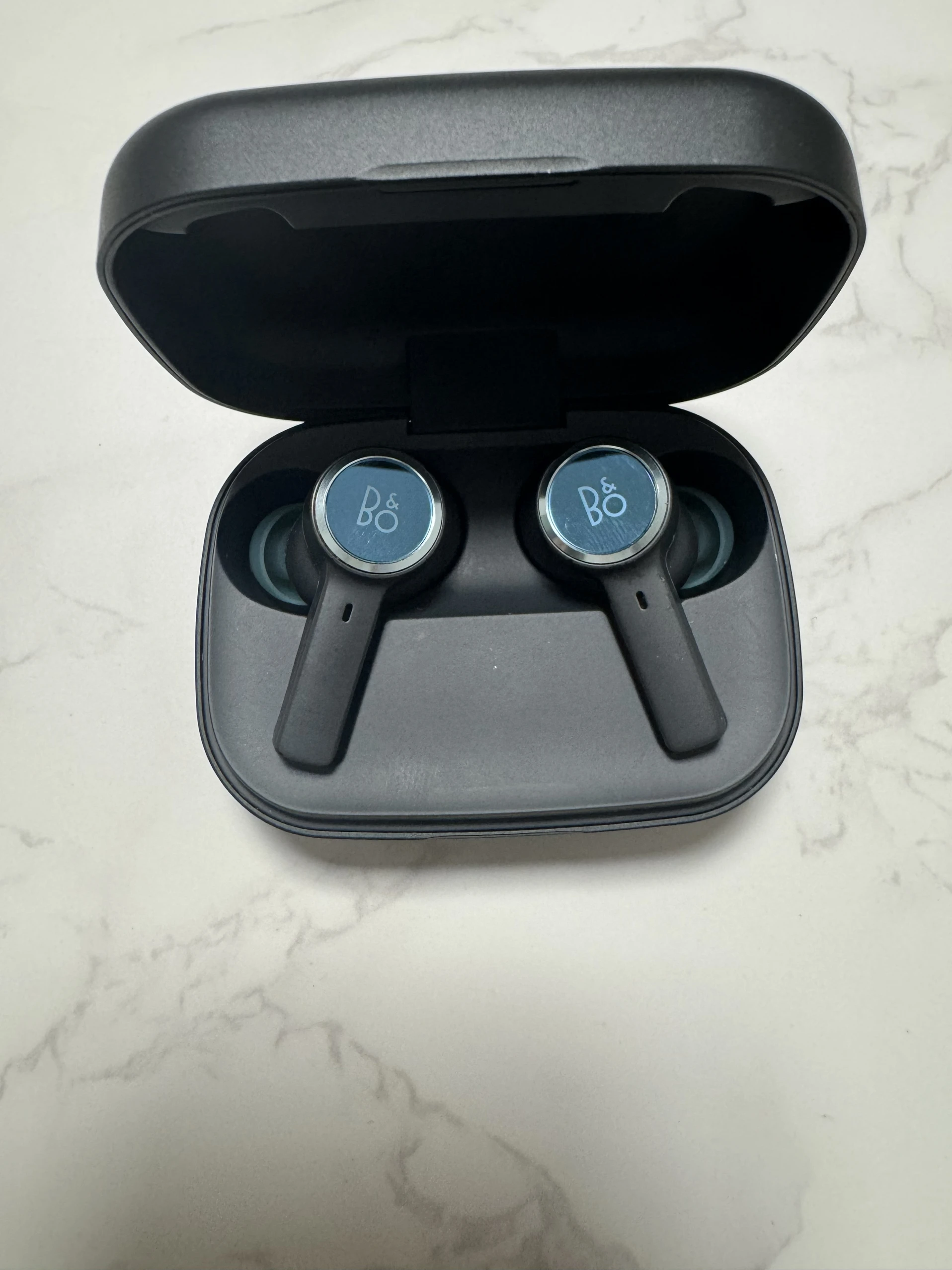 سماعات BampO Beoplay EX True اللاسلكية المزودة بتقنية البلوتوث المزودة بخاصية إلغاء الضوضاء النشطة داخل الأذن Bo جديدة باللون الأحمر والأزرق والذهبي والأسود #4