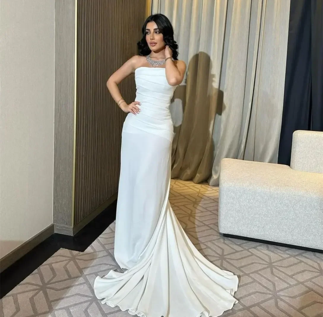 Modern Strapless Straight Wedding Dresses Pleated With Detachable Train Bridal Gown Sleeveless Floor Length Vestidos De Novia
