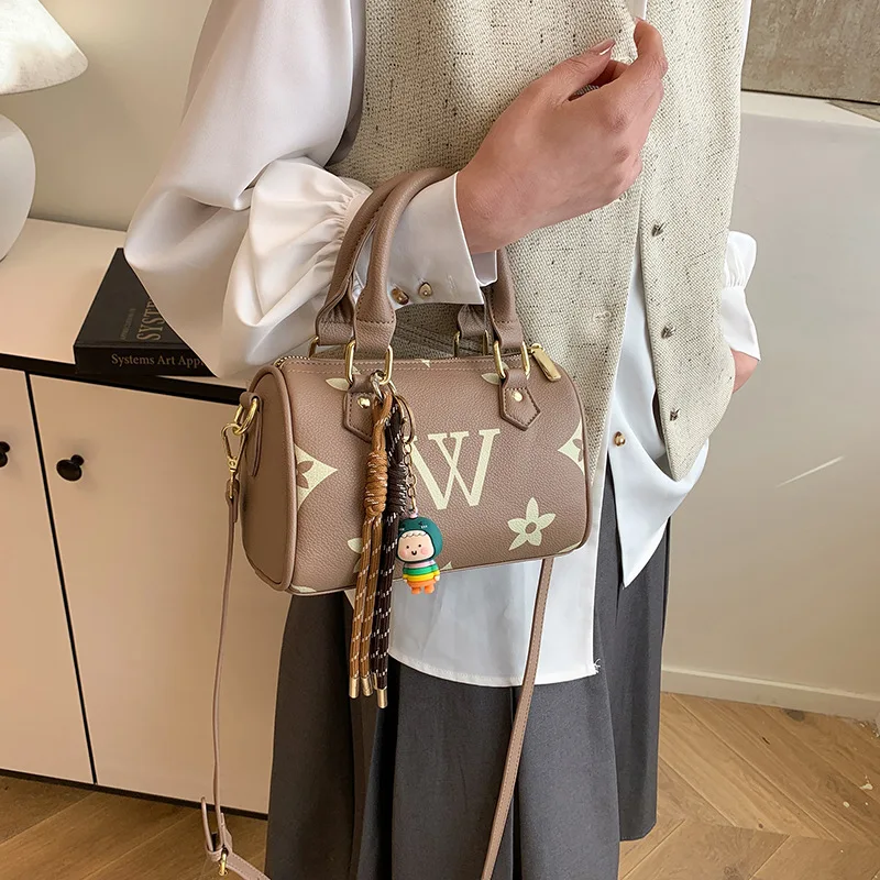 حقيبة يد مطبوعة ممتازة جديدة لعام 2025 - ريترو قديم - تصميم حروف الزهور، حقيبة ساعي نسائية متعددة الاستخدامات، حقيبة مربعة صغيرة عصرية