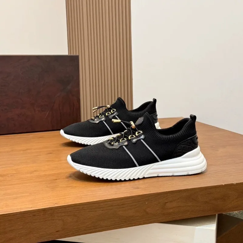 2026 Winter New Style Fly-Weave Breathable Men's Casual Lace-Up Low-Top Shoes Comfortable Versatile Outdoor Shoes