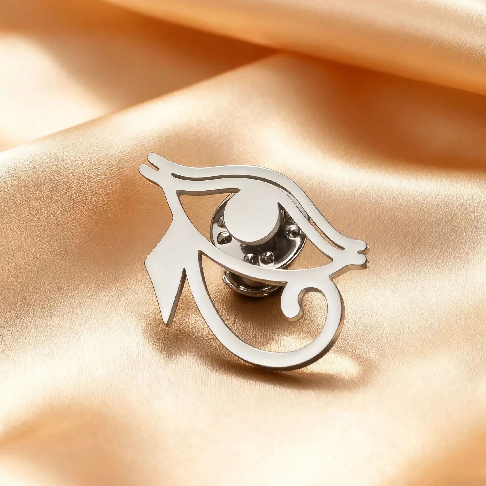 LIKGREAT-broche de ojo de Horus, Pin egipcio, símbolo de protección del Antiguo Egipto, joyería de acero inoxidable, regalo, solapa, sombrero, bolso, alfileres