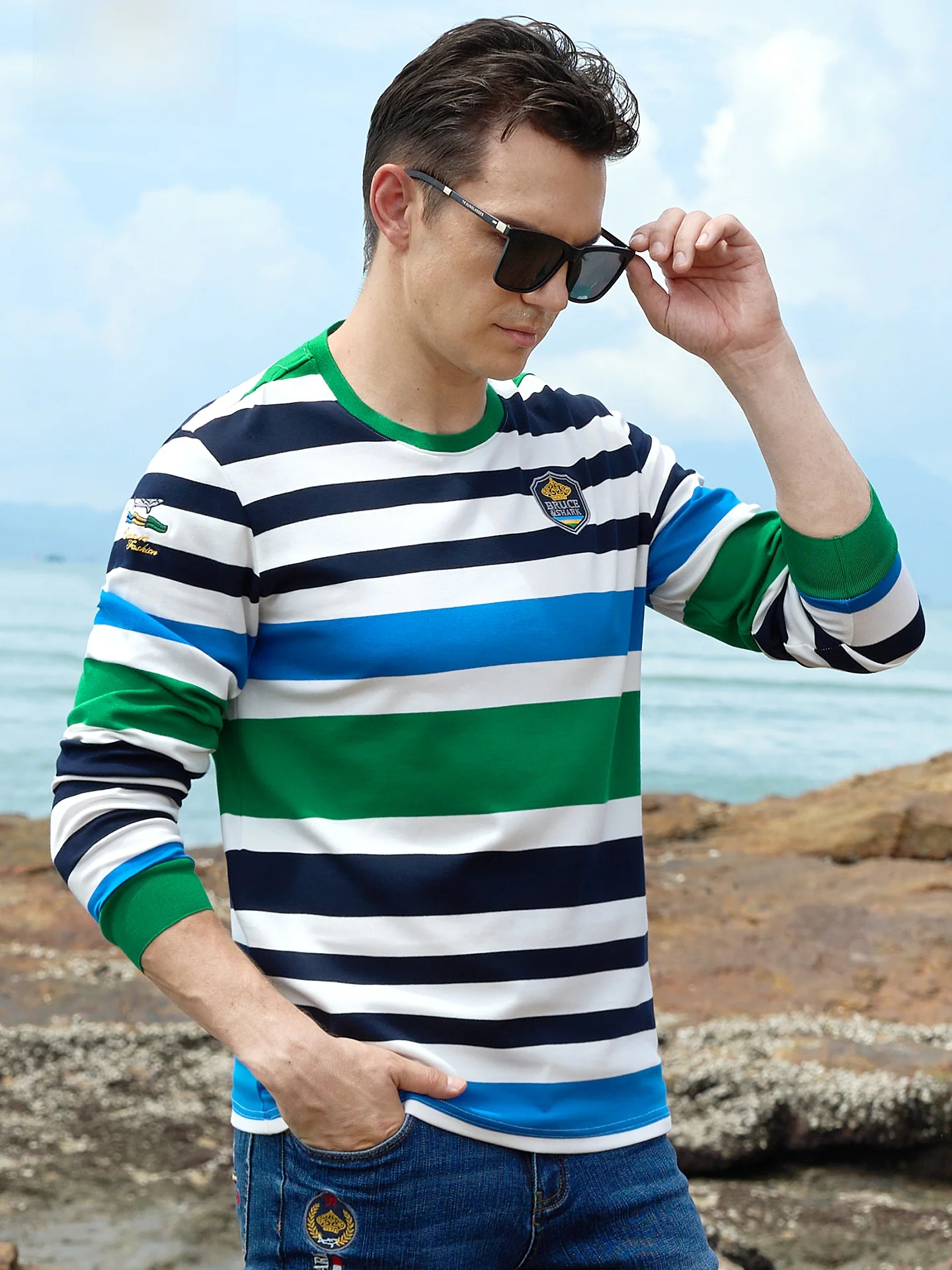 

Мужская футболка в полоску для весны и осени, свободного кроя, с длинным рукавом, повседневная, модная, дышащая, удобная, базовая, для активного отдыха и путешествий, на каждый день.