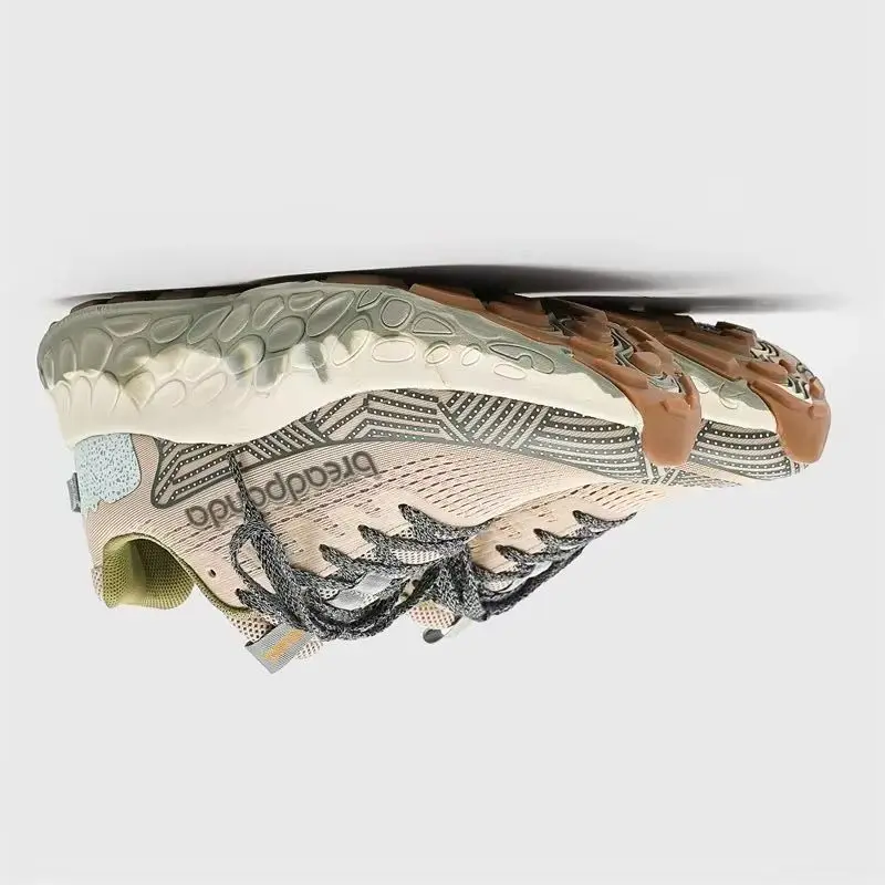 2026 High Quality Mens Mountain Climbing Footwear Professional Hiking Men Shoes Comfortable Mens Walking Shoe Outdoor Travel Sho