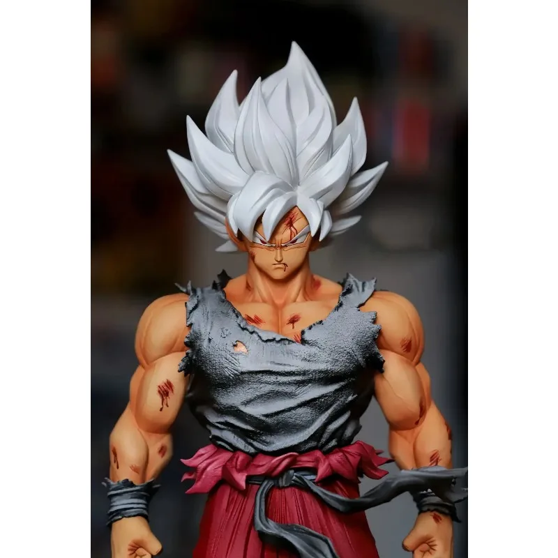 Duże potwory w serii Energy bu, winylowe pluszaki, zawieszki, pudełka, figurki z zakrytymi twarzami, breloczki, prezenty.