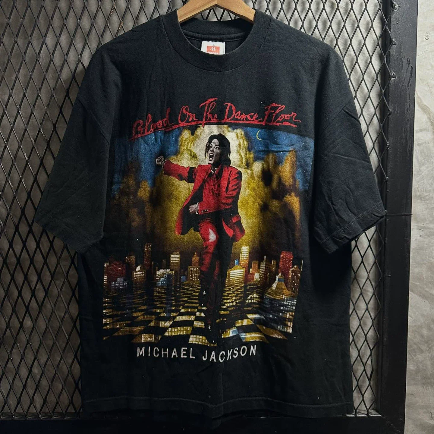 American Retro Short-Sleeved T-Shirt FOG Street Cool Stylish Small Collar Heavy Cotton Half-Sleeve Trend for Casual Wear.oversized vintage washed tee,heavyweight 240g cotton t-shirt, drop shoulder tee, acid wash t shirt, distressed retro tee             .