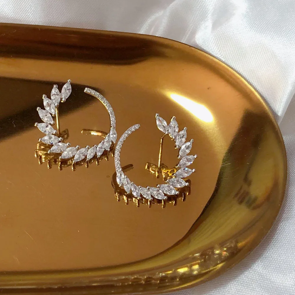 

Sparkling Moissanite Arc Stud Earrings for Women Marquise Cut Lab Diamond 925 Sterling Silver Jewelry Boucle d'oreille