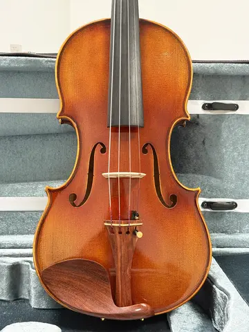 Handmade Violin 4/4, Made from Selected European Spruce Wood over 10 Years Old, with Jujube Wood Fittings, High-Grade Violin, Violin Set with Matching Bow and Case, Suitable for Professional Performers