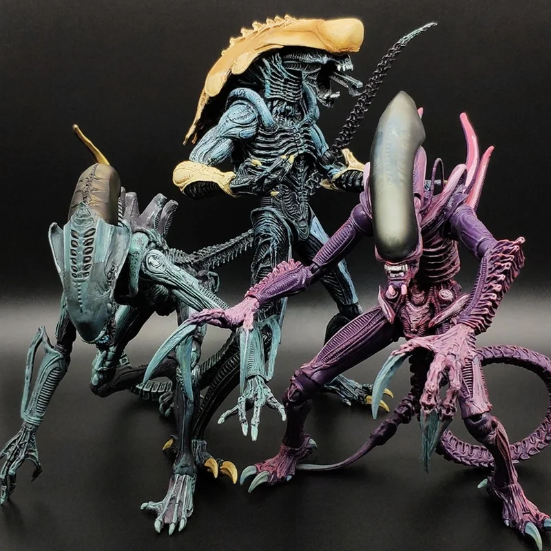 

7 Inch Alien Battle Iron Blood Warrior Handheld Contract Model Deadly Ship Mobile Dolls Toy Pvc Desktop Ornament Birthday Gifts