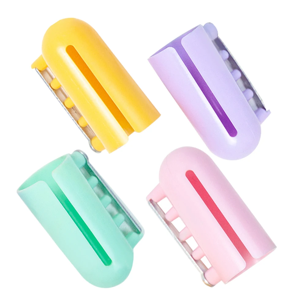 4 PCS Finger Sleeve Lead Crochet Holders Wire Guide Knitting Tools Plastic Crafts Gear Crocheting Assist