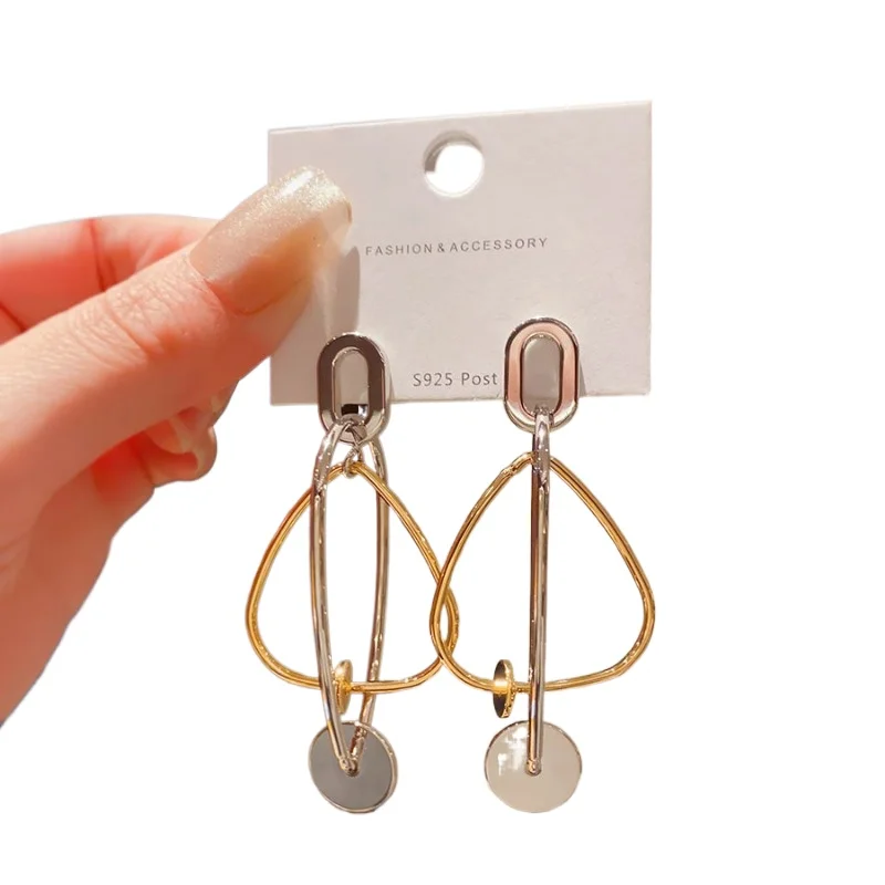 

European and American exaggerated geometric irregular metal large earrings retro unique design sense personalized earrings