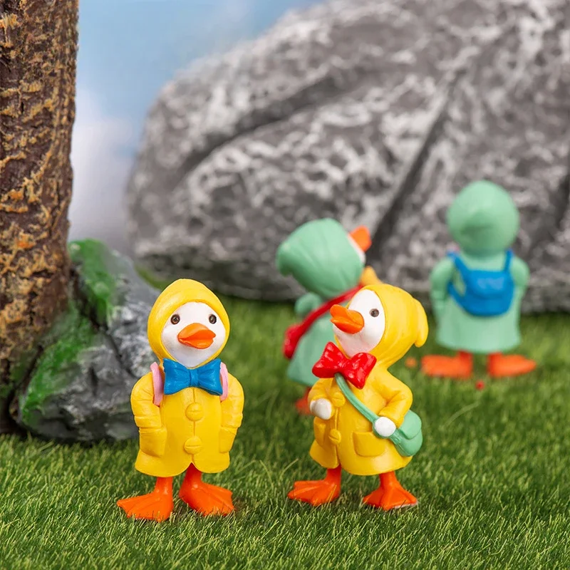 4pcs/set Umbrella Raincoat Cute Cartoon Duck Miniature Figurine Ornaments Yellow Ducklings Figurine for Miniature Garden Decor