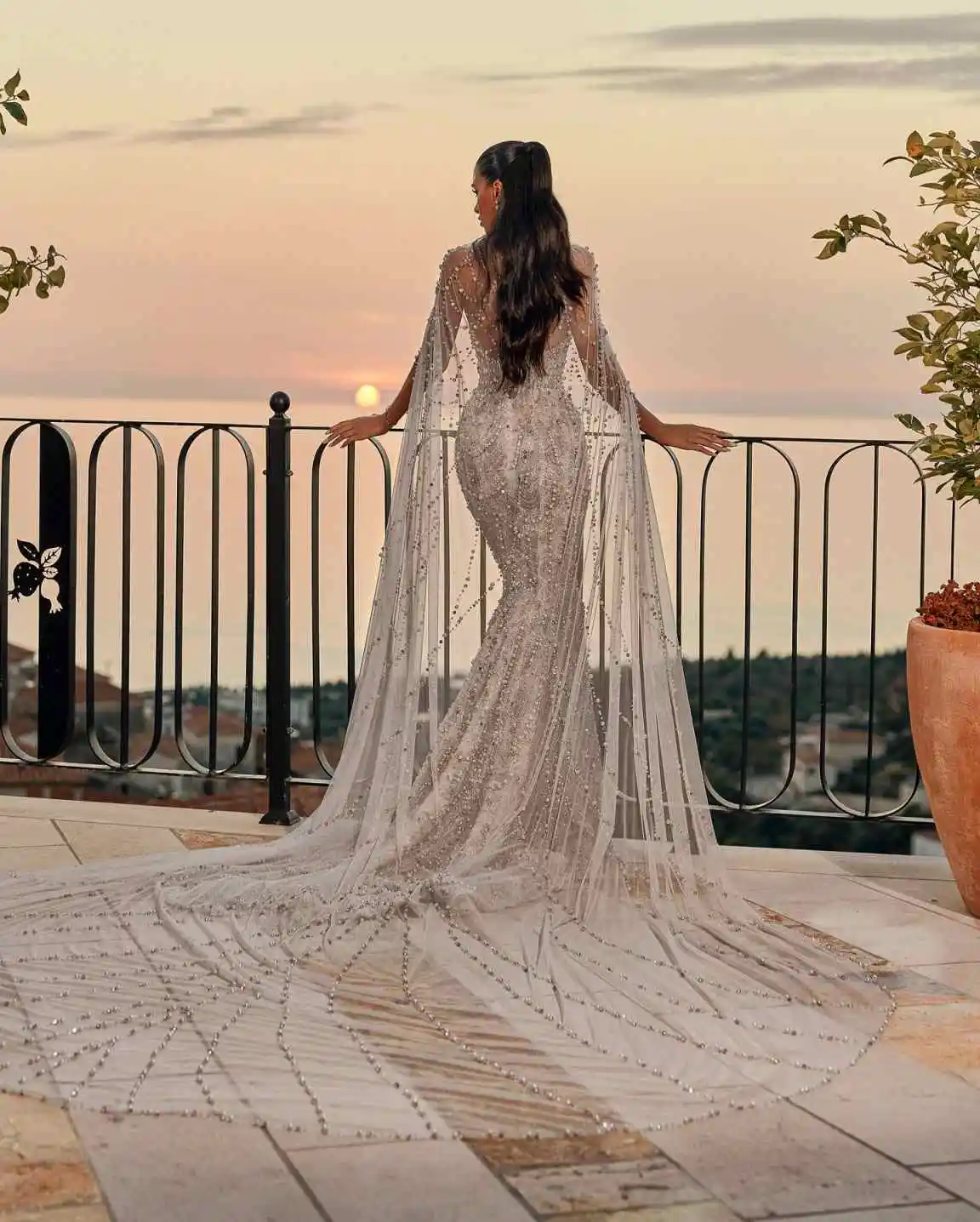 

Stunning Pearls Mermaid Evening Dresses Strapless With Cape Prom Gowns Beaded Formal Occasion Party Customized