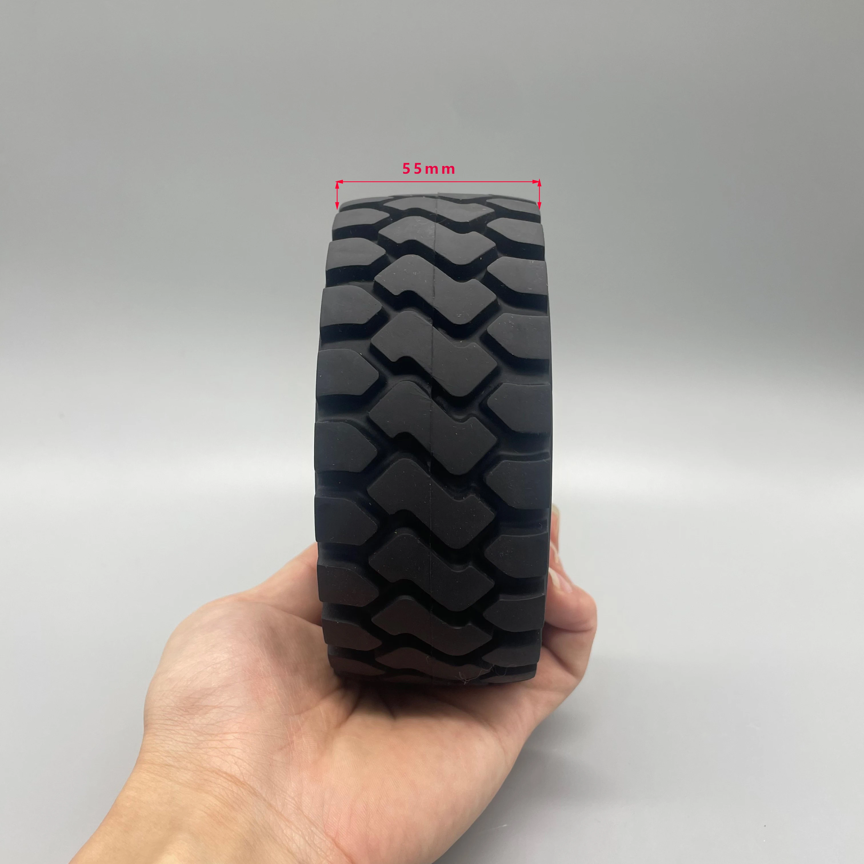 137mm Diameter RC Tires for 1/14 RC Loader, Excavator, Forklift, and Bulldozer Models, 57mm Inner Diameter, 55mm Width