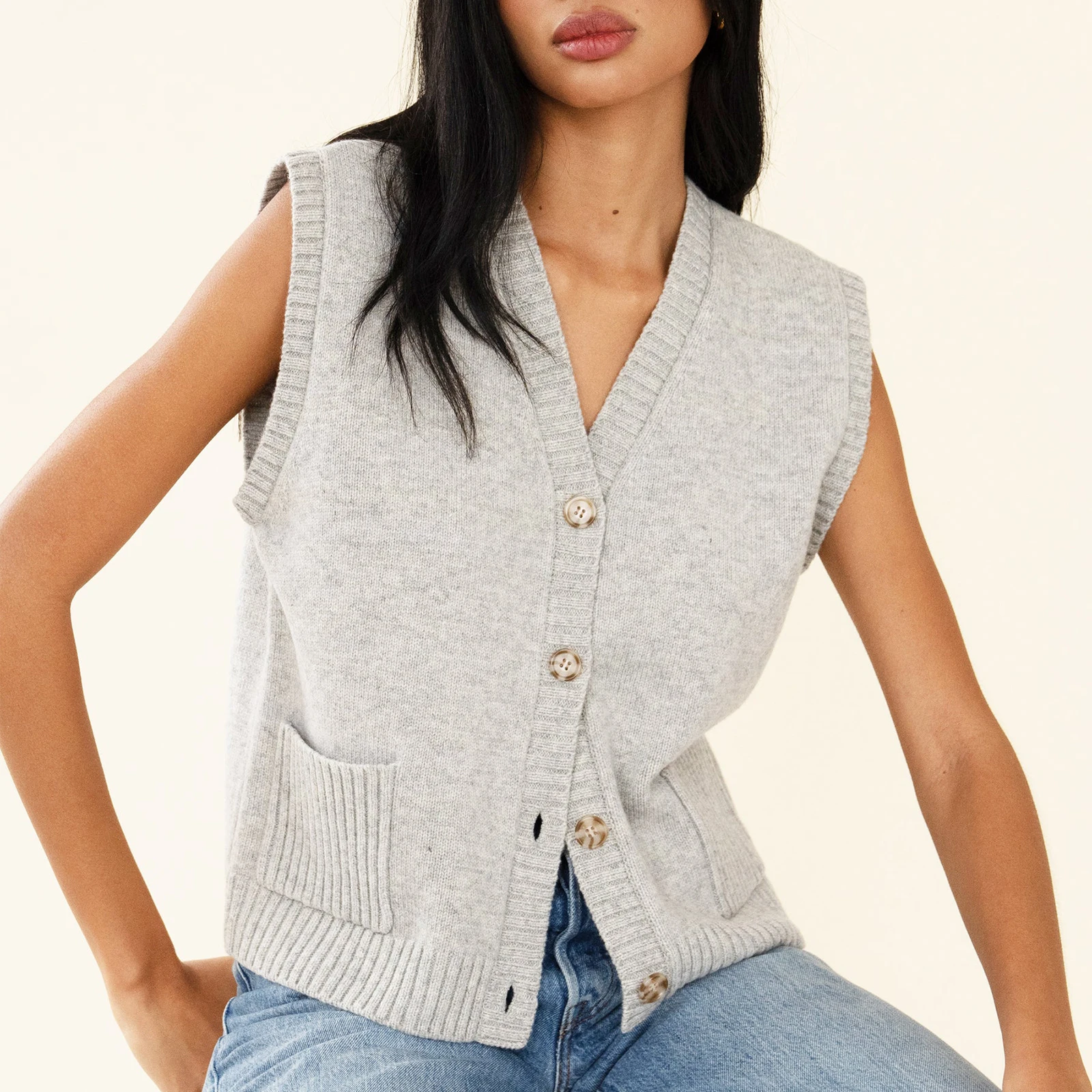 

Женский однотонный вязаный жилет, элегантный свитер без рукавов на пуговицах, жилет на весну и осень, свободные топы с карманами для повседневного повседневного использования