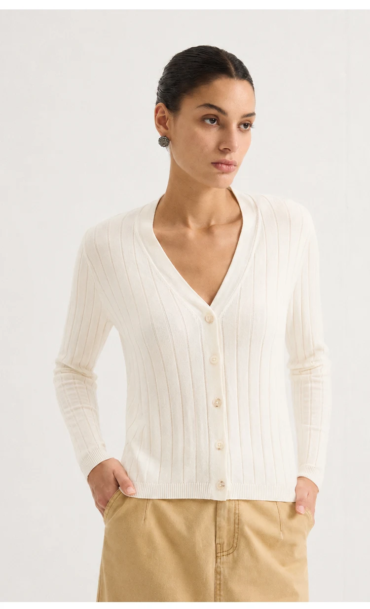 MZ62018 Damen Eleganter Gerippter Strickpullover mit V-Ausschnitt, Langen Ärmeln, Knopfleiste, Schmaler Passform, Modal-Mischung, Frühherbst-Pullover – Detail 7