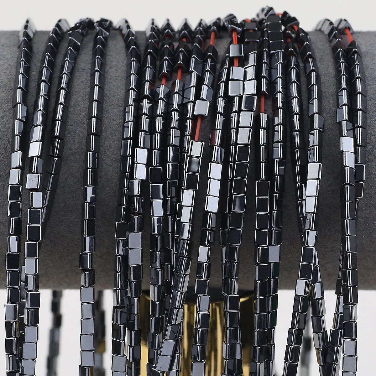 Black Hematite Three-sided Column Shape Natural Beads Loose For Jewelry Making Bracelets Pendant Necklaces DIY Accessories 3X3MM