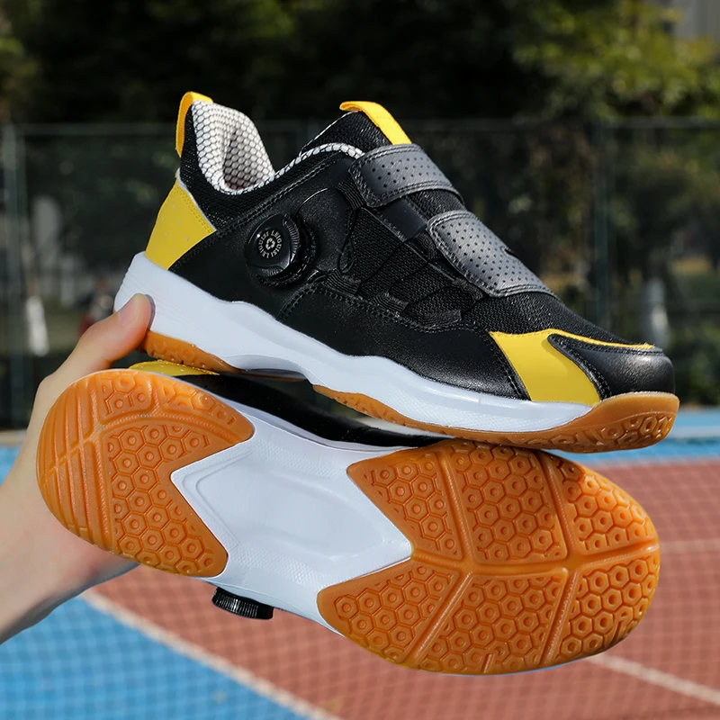 Original Brand Professional Table Tennis Shoe Designer Quick Lacing Badminton Trainers Gym Shoe Comfortable Breath Court Shoe