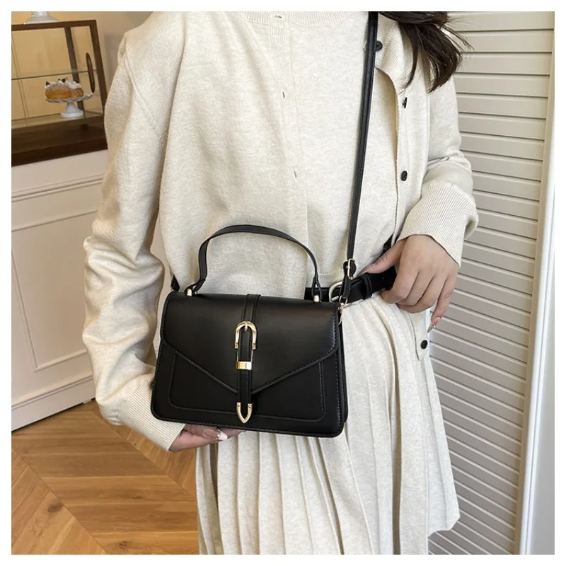 

Women's Crossbody Bag Solid Color PU Leather Top Handle Flap Fashion Handbag Simple Design Stylish Messenger Shoulder Bag
