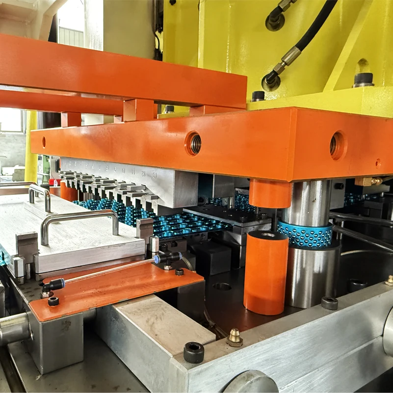 Professionelle High-Speed Fin Press Line Stanzmaschine/Flossenstanzmaschine vom Typ C