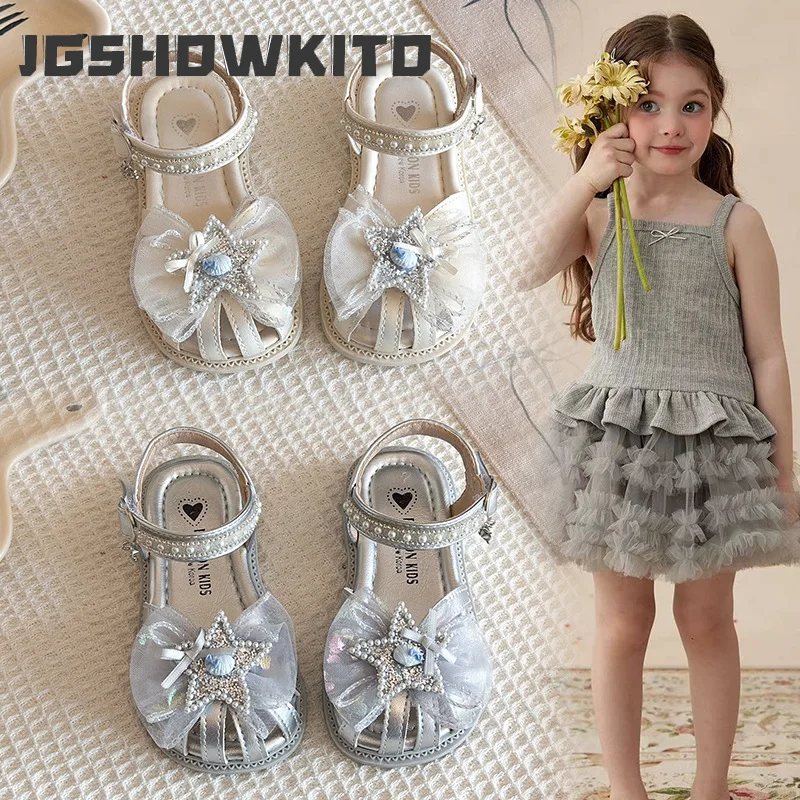 JGSHOWKITO Children Summer Rhinestone Sandals Luxury Princess Girl Cut-outs Flat Sandals Breathable School Kids Closed Toe Shoes