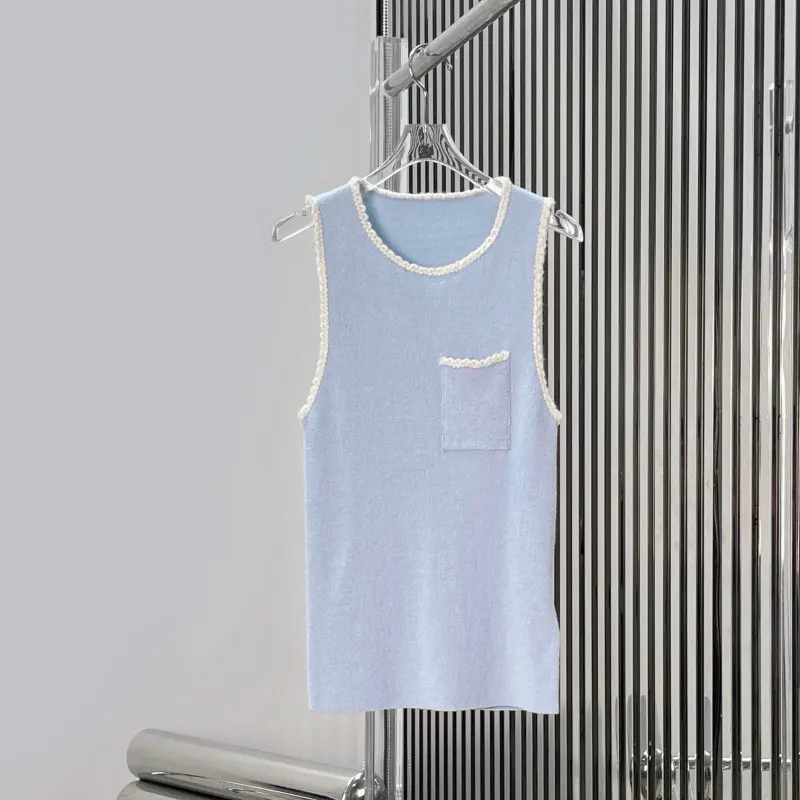 Round Neck Contrast Lace Slim Knit Vest with Single Pocket
