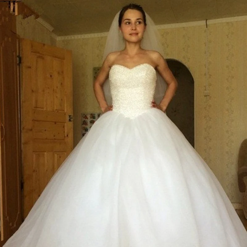 Aangepaste baljurk trouwjurken kralen tule vloerlengte bruidsjurken lieverd formeel vestido de noiva robe de mariée