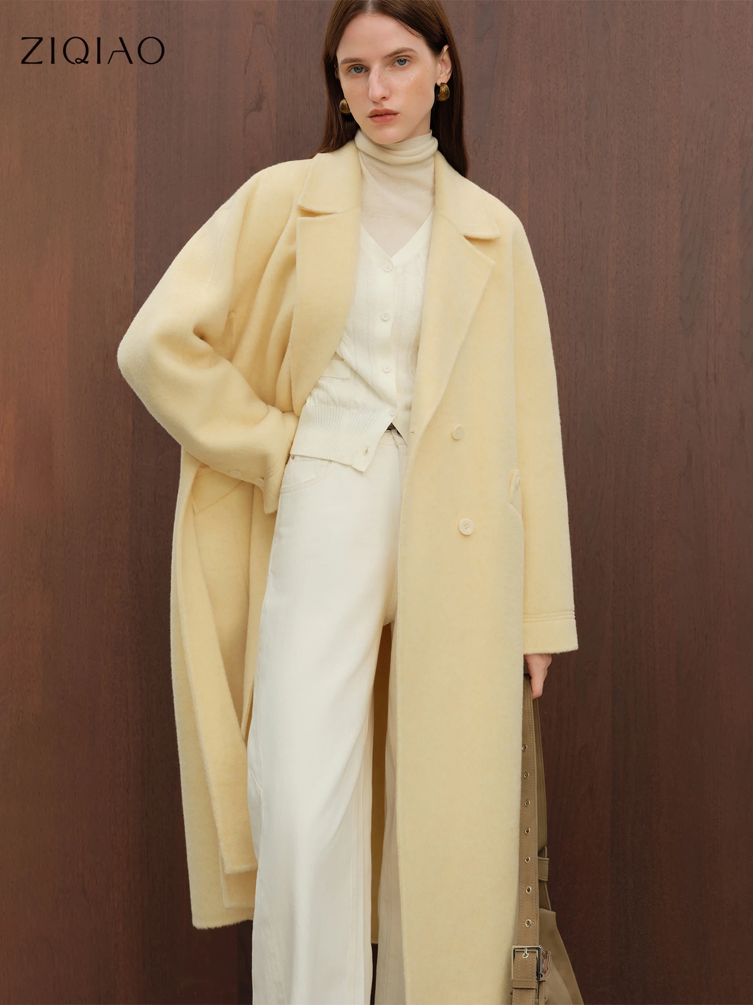 

ZIQIAO Women's Petite Notched Lapel Wool Double-Faced Tweed Coat 2025 Winter New Arrival Collection Tweed Outerwear Wool Coats