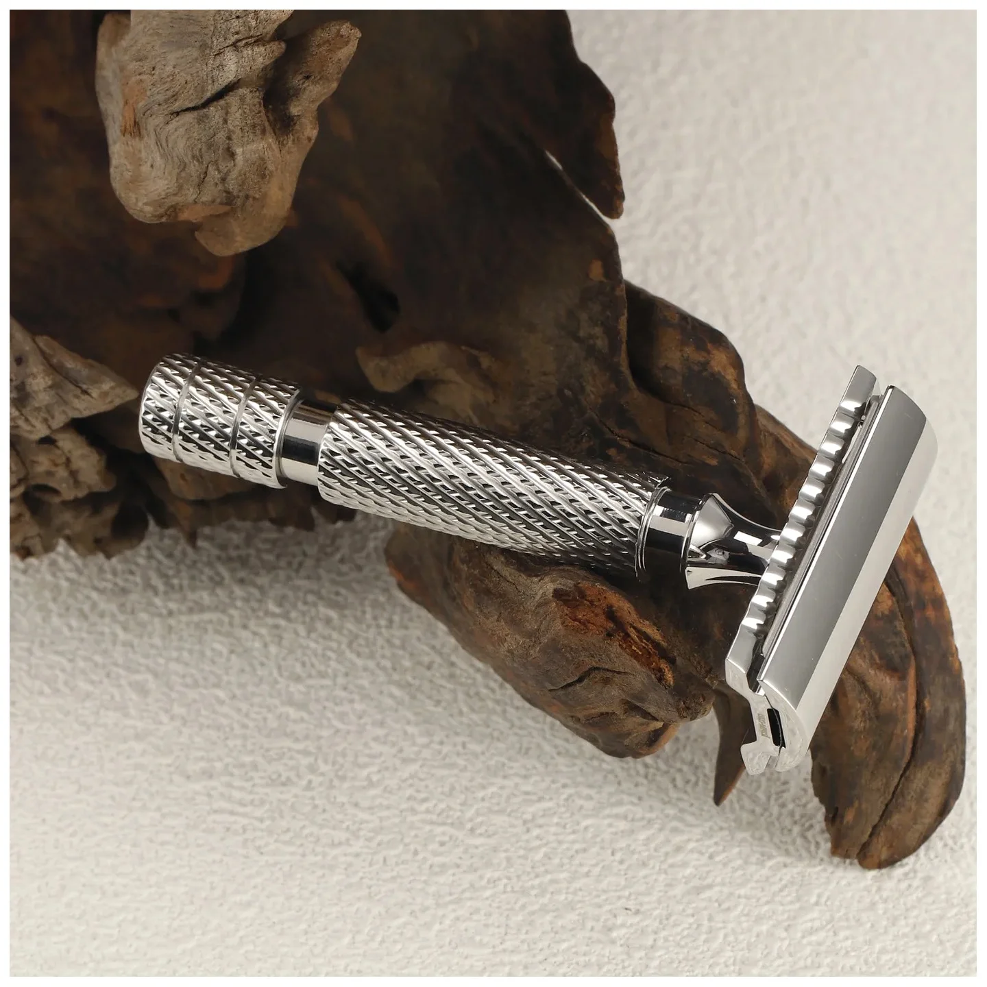 0.95mm Blade Gap 84mm Handle Length 12mm Diameter Yaqi PILOT Stainless Steel Safety Razor - for Smooth Shaving Experience 2026