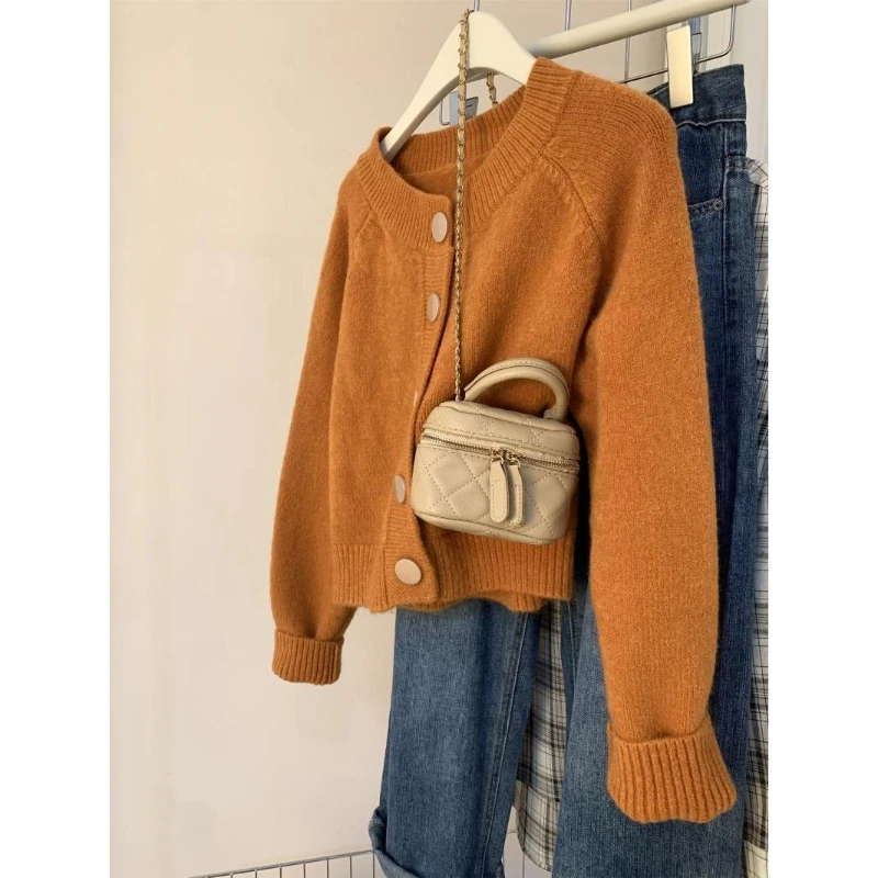 

Вязаный простой корейский кардиган на пуговицах, осень-зима, новый однотонный модный свитер с круглым вырезом и длинными рукавами, милая трендовая женская одежда