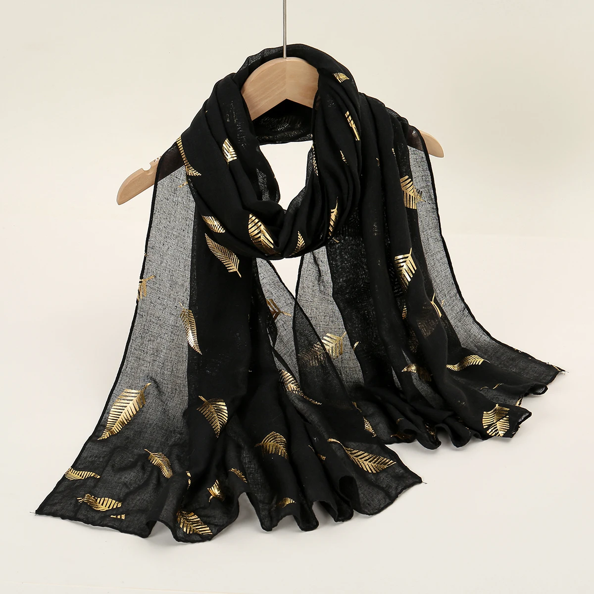 

Gold Glitter Feather Long Scarf Viscose Scarves Outdoor Sunscreen Neckerchief Newest Women Scarf Hijab For Travel 180*75cm