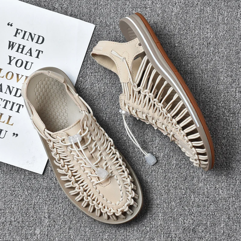 Men's Summer Sandals Breathable Hollow out Slip-On Water Resistant Soft Bottom Sports Beach Shoes Korean Style EVA Insole