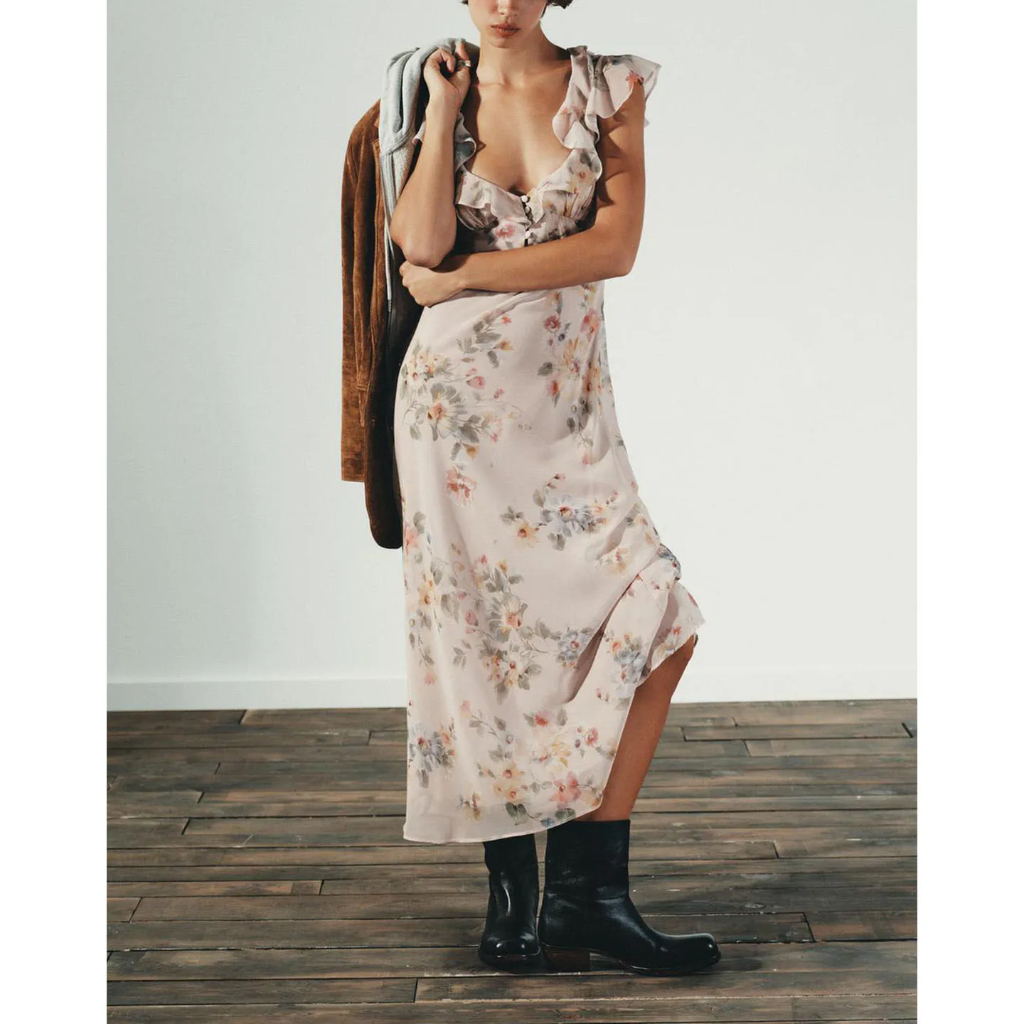 섹시한 V넥 미디 드레스 플로럴 프린트 비치 바캉스 여성 가을 패션 실크 폴리에스터 원단