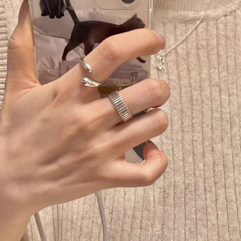 Irregular Waterdrop Smooth Surface Geometric Sterling Silver Ring Korean Version Fashionable Simple Elegant Ring for Women