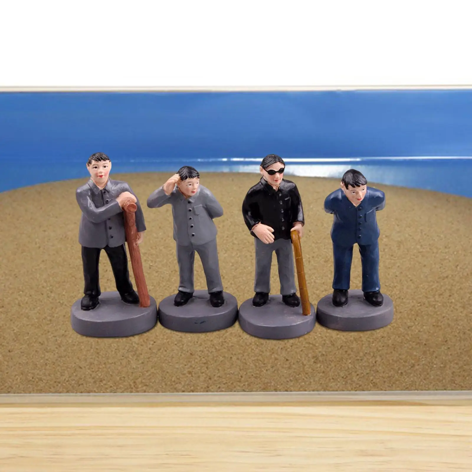 4 Pieces People Figurines Set Miniature Toy for Trains Architectural Layout