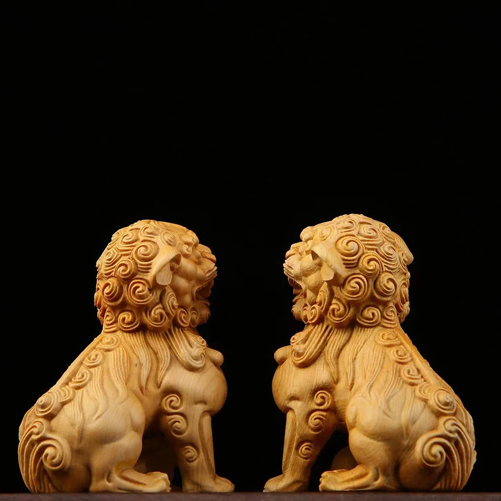 Wood Carving Chinese Forbidden City Lion Statuette , Chinese Characteristics God Beast Animal  Home Room Office Feng Shui Statue