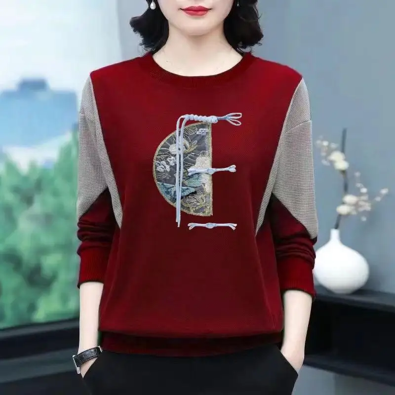 Thickened Long Sleeve Sweatshirt Mommy Style Base Layer Warm Top Velvet T-Shirt for Middle-Aged Women Standard Fit Commute Style