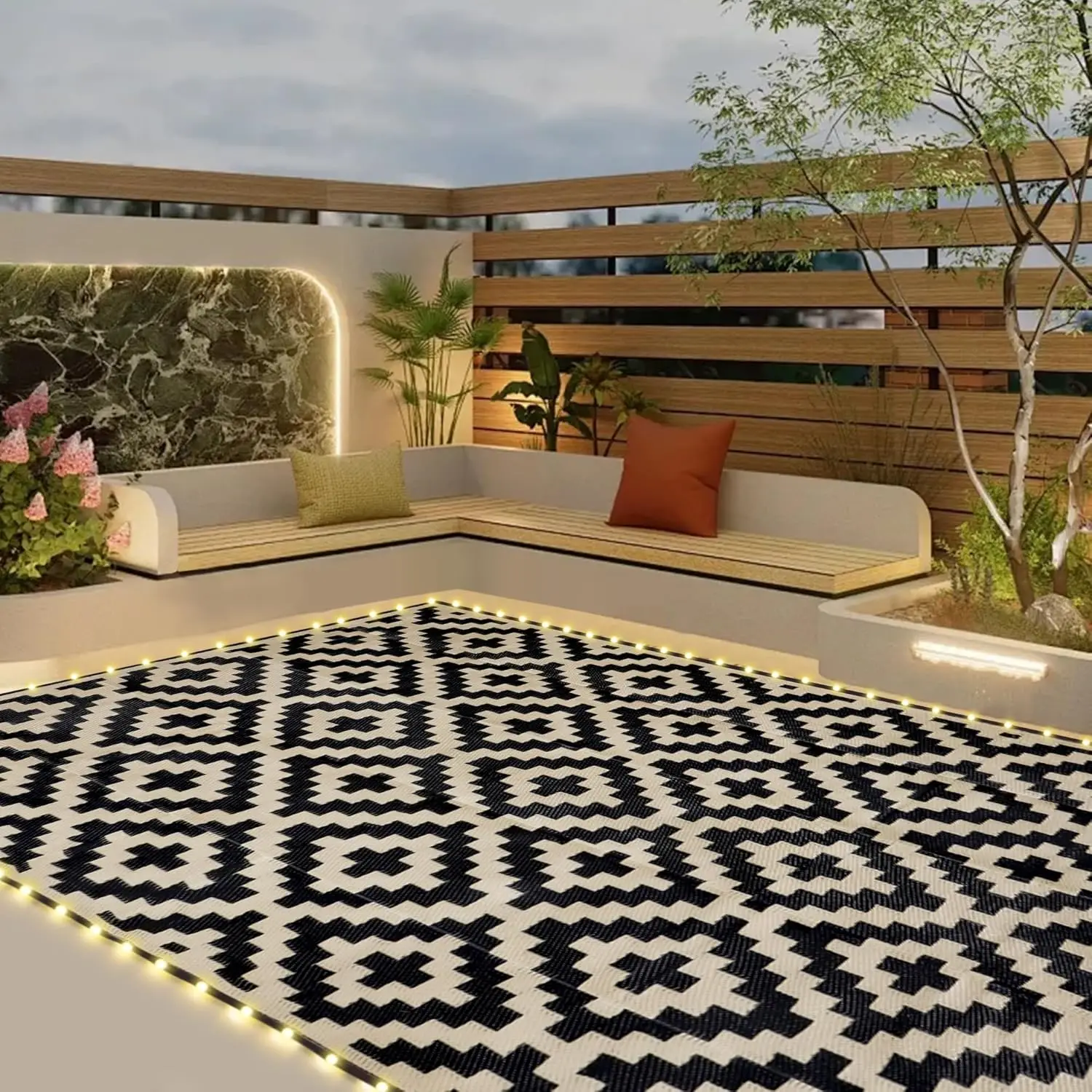

Reversible LED Strip Light Mat, Plastic Straw Rug, 5'x8' Outdoor Area Rug for Patio, Picnic, Camping