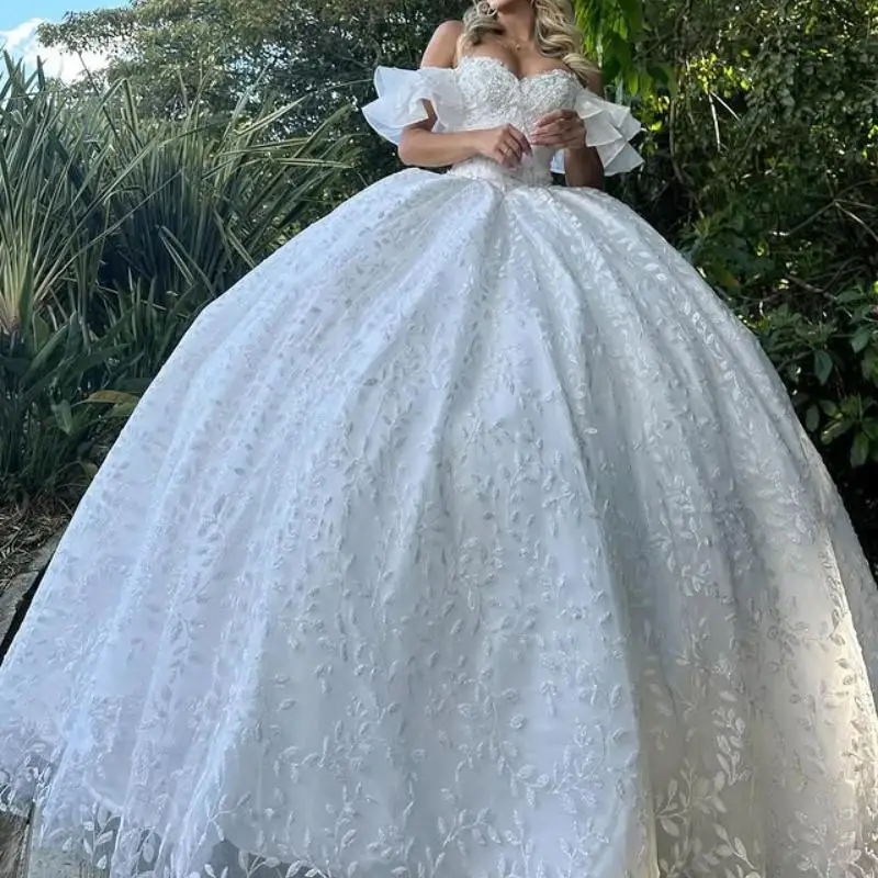 

Customized white Off Shoulder Quinceanera Dres applique Tull 3D flower Long tail vestidos de 15 Quinceanera ﻿