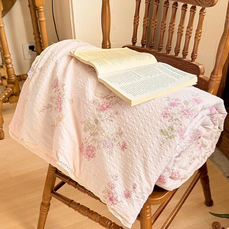 New Fashion Floral Print Puff Cotton Edge Xia Liang Quilt Single Piece, No Sheets and Pillowcases