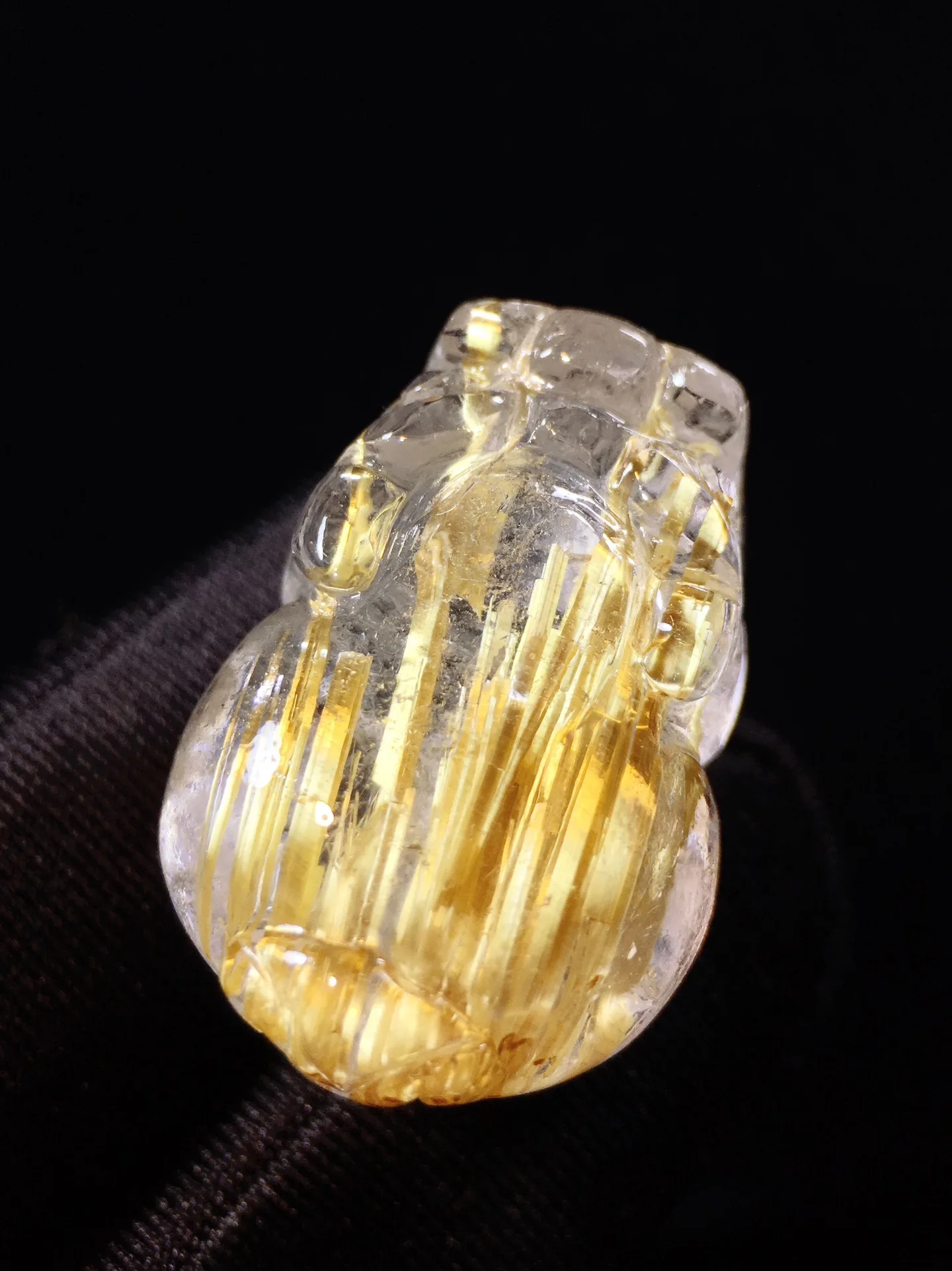 

Natural Gold Rutilated Quartz Pendant Rutilated Quartz Pi XIu Jewelry 26.9*18.8*14.5mm Men Women Brazil AAAAAAA