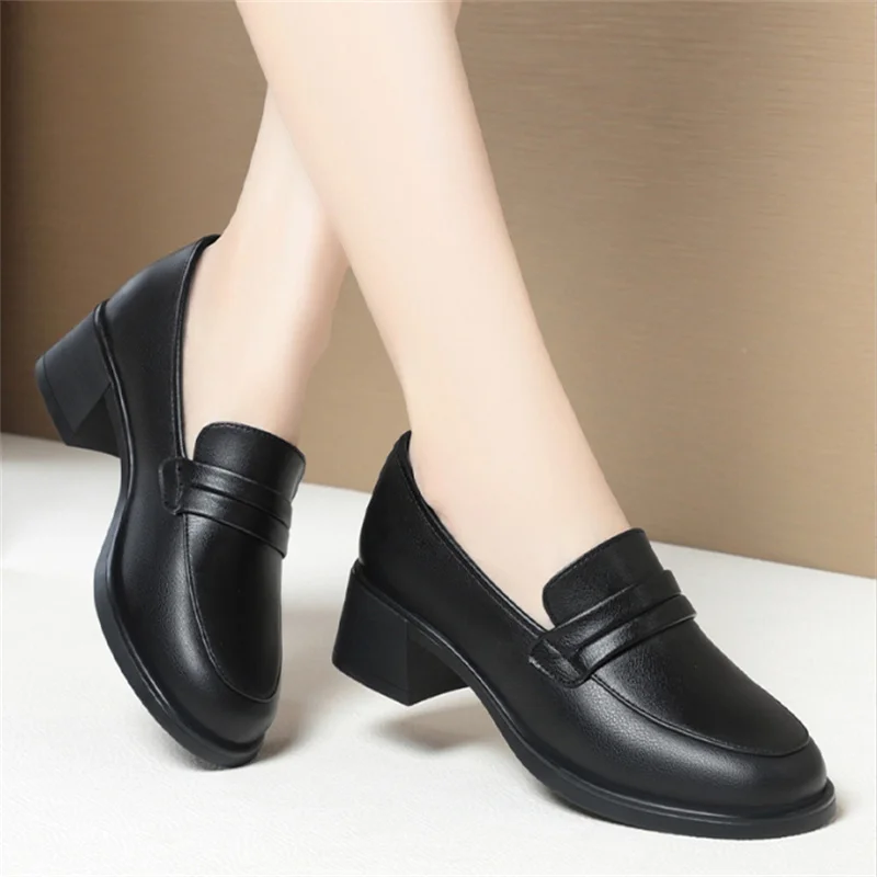 Comfortable Deep Mouth Soft Leather Anti-slip Shoes Platform Spring 2025 Women\'s Block Black High Heels Office Mother Shoes