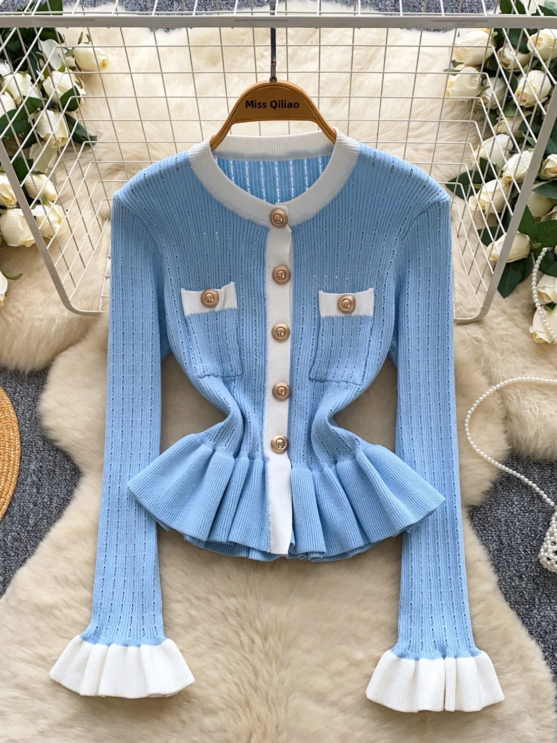 Slimming Effect Knitted Long Sleeve Waist-Cinched Top for Women Autumn Base Layer Shirt Color Block Metal Buckle French Style