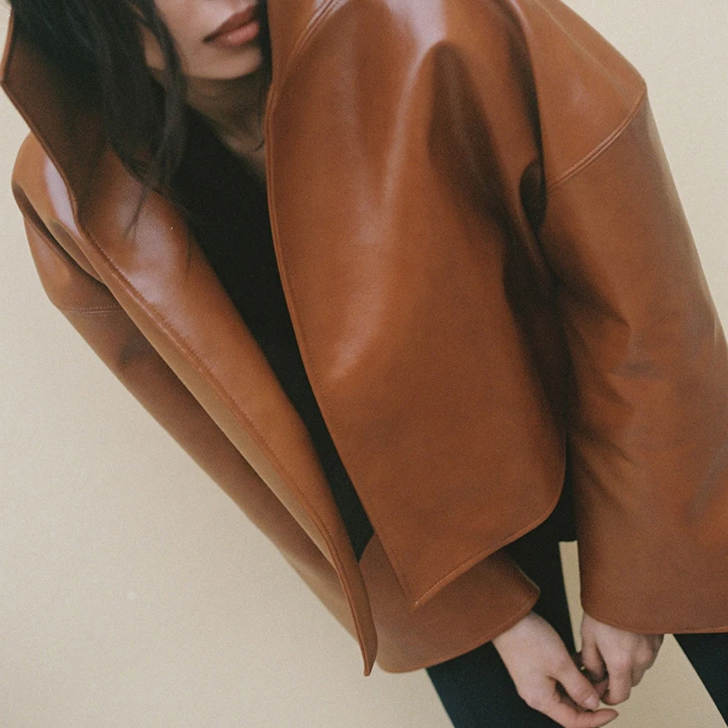 Rollkragen-Kurzjacke aus Kunstleder für Damen, Oversize-Streetwear mit Langen Ärmeln, Einfarbig, Locker Sitzende Mäntel, Schicke Damen-Oberbekleidung, Neue Kollektion – Detail 22