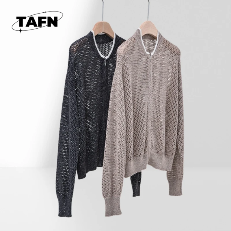 Hollow-out Pailletten Oud Geld Stijl Retro Hals Kleuraanpassing High Street Temperament Stand Kraag Casual Top AF3016