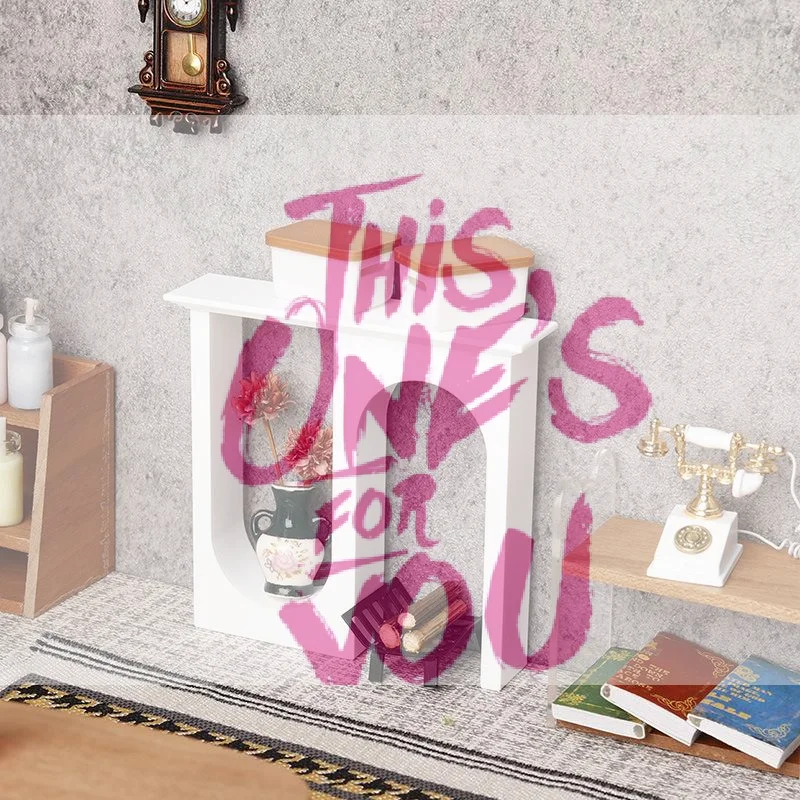 

【BS】1Pcs Scene Decoration For Home Garden 1/12 Dollhouse Mini Arched Fireplace Christmas European Retro Style Furniture Model