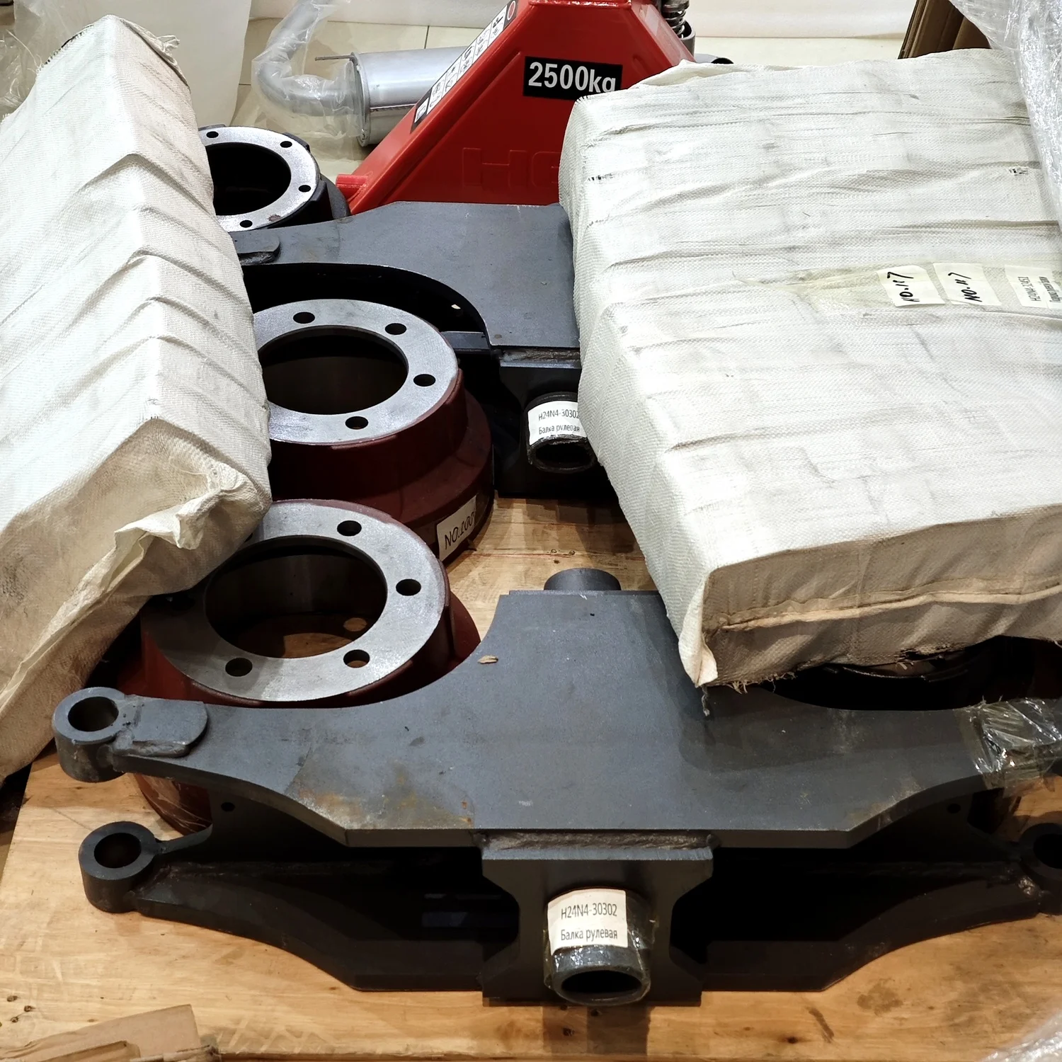 

Запасные части для вилочного погрузчика, задняя ось в сборе, усилитель рулевого управления H24N4-30302 H24N430302 12184500100 для двигателя H2000 CPCD30-35