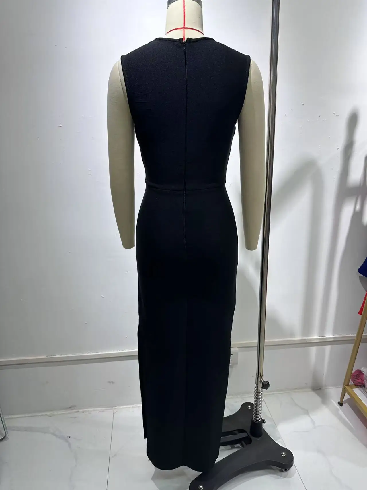 Luxury Pearl Chain Flower Slim Dresses Spring Women Sleeveless V Neck Split Dress Summer High Waist Zipper Ankle Length Dress