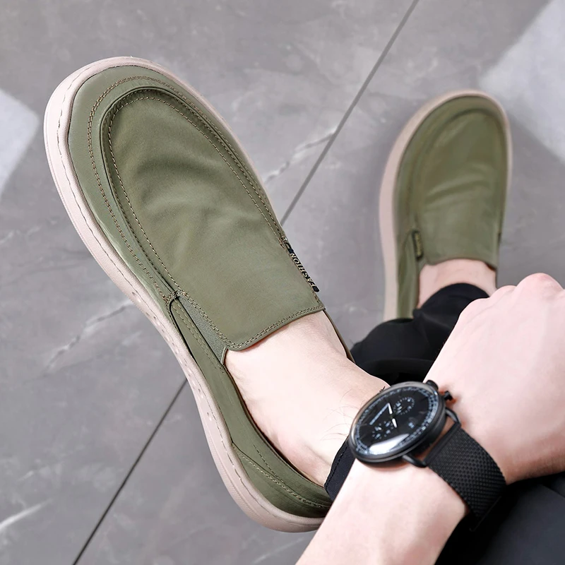 Canvas Shoes for Men Thick Sole Breathable Wide Toe College Style One Step Soft Sole Super Soft Lightweight Cloth Shoes Loafers