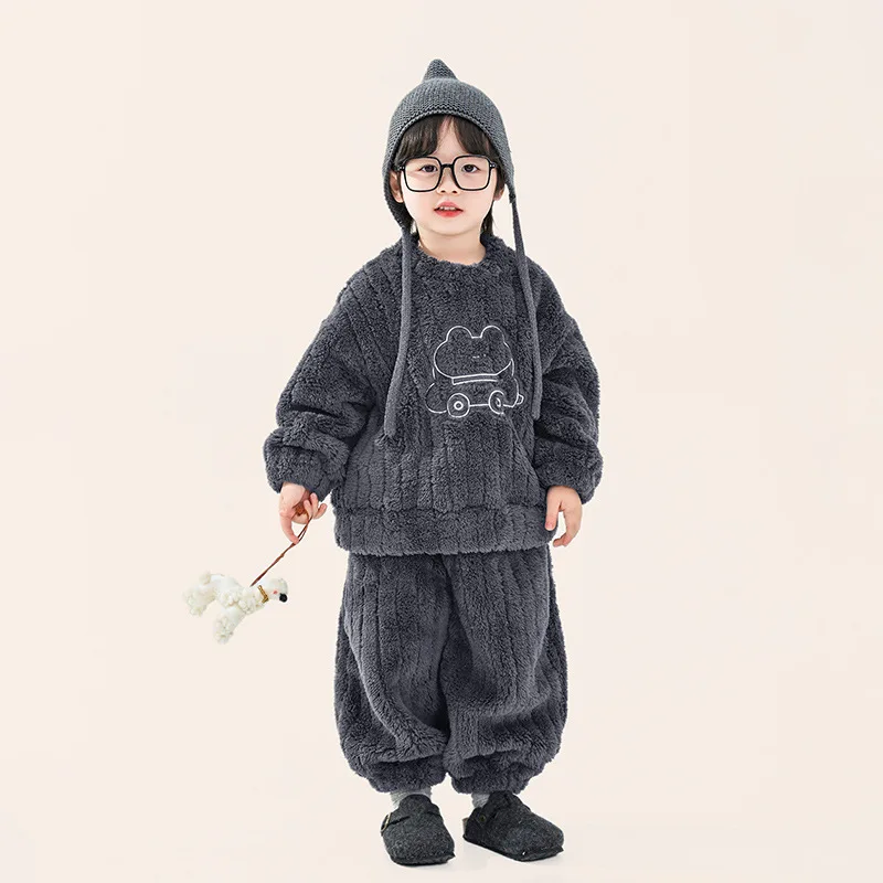 

Пижамные комплекты для маленьких мальчиков от 1 до 8 лет, зимние бархатные толстые теплые детские пижамы для мальчиков, топы + флисовые штаны со средней талией для мальчиков-подростков, домашняя одежда