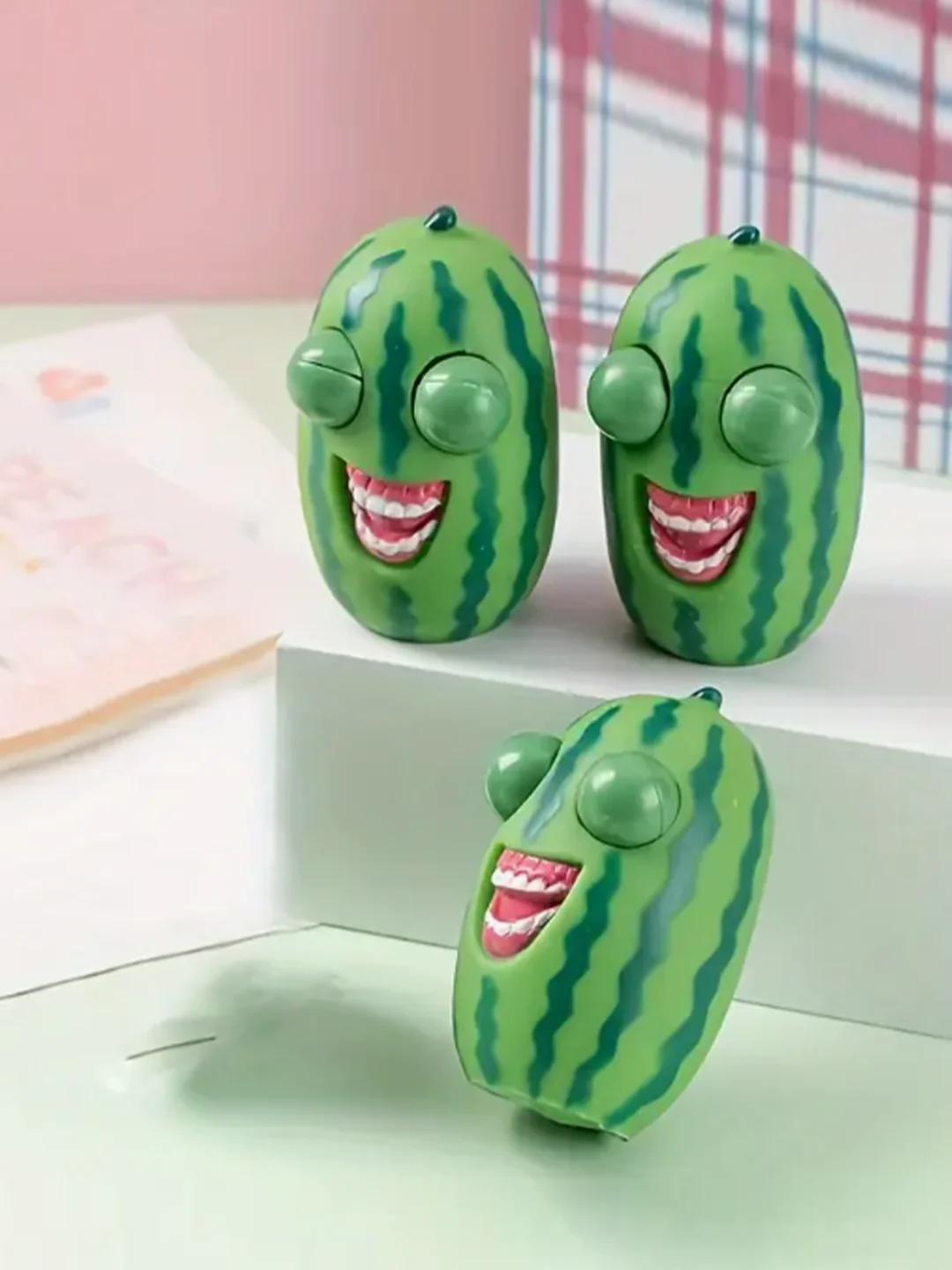 Aereo 2D, Ridere Fuori Forte Divertente Occhio Rimbalzante Anguria Rilassamento Giocattolo Antistress - Gomma Resistente, Verde, Stile Classico, Nove